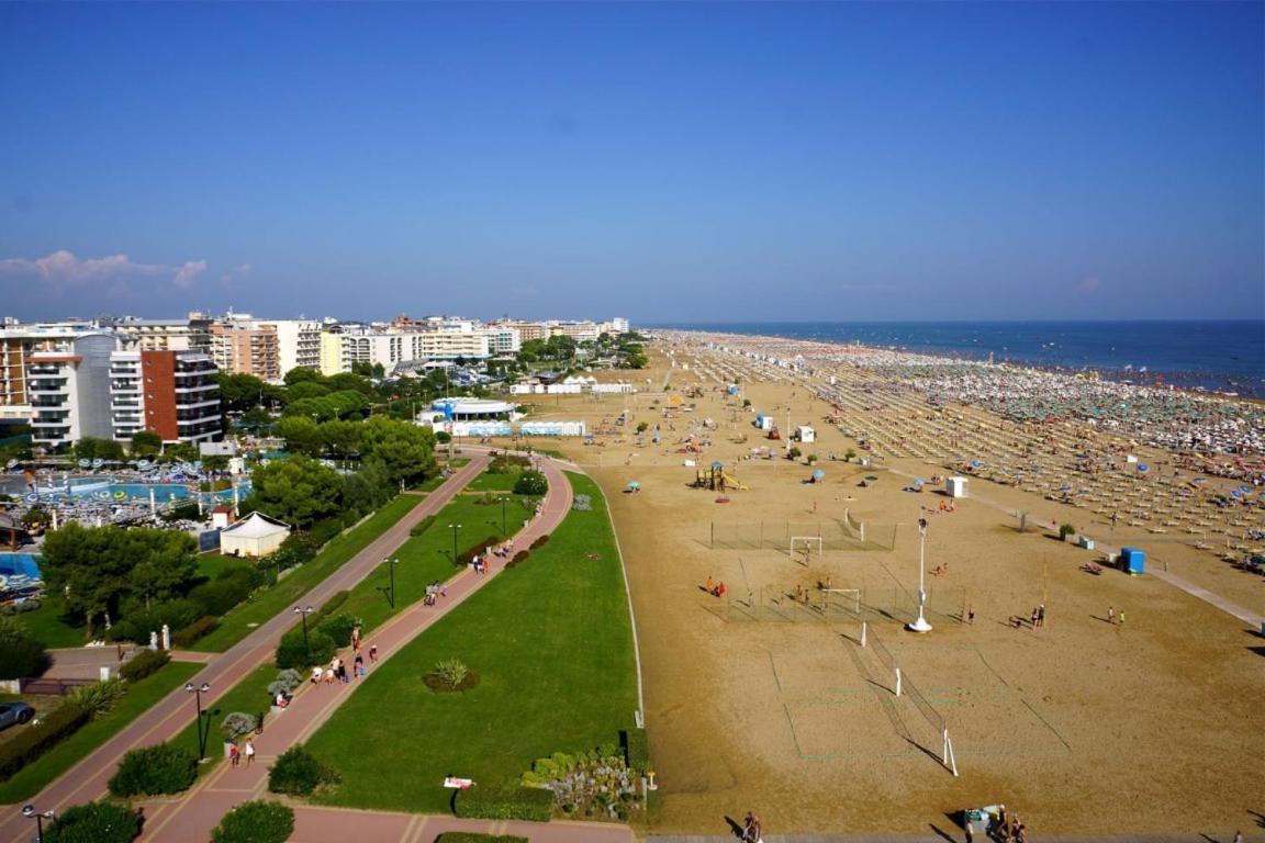 Appartamenti Auriga Bibione Buitenkant foto
